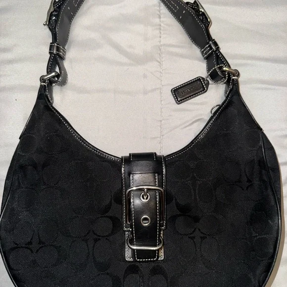 Black Coach Signature hobo bag - Picture 4 of 4